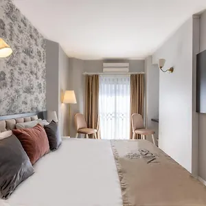 Otel Niss Lara
